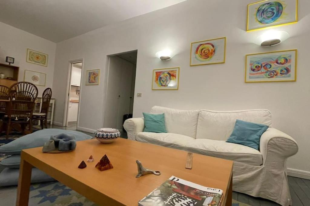 Vicolo San Trifone By Hili Appartement Rome Buitenkant foto